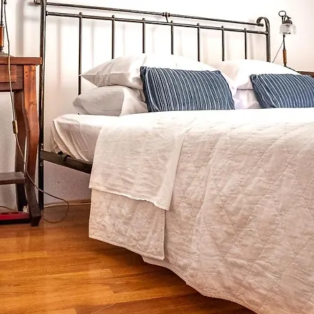 Apartman Pergola شقة بيتينا